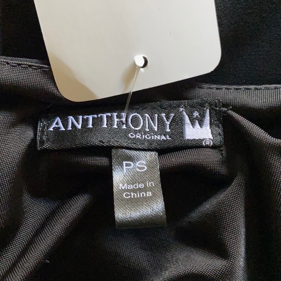 NWT Antthony 2 Piece Embellished Black Jacket/Duster and Tank - Picture 12 of 16